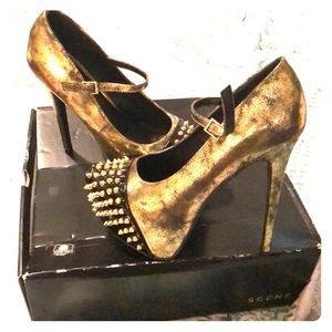 Black and Gold 8.5 Heels